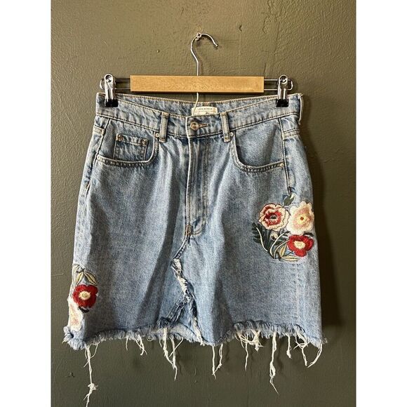 Zara Women Blue Denim Floral Pattern Skirt Size Medium - Picture 1 of 4